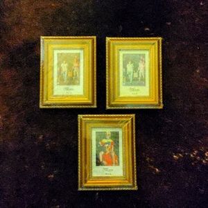 Special Moments bundle of three picture 5y up ujjj